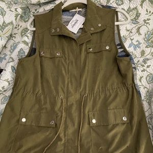 Utility Vest NWT